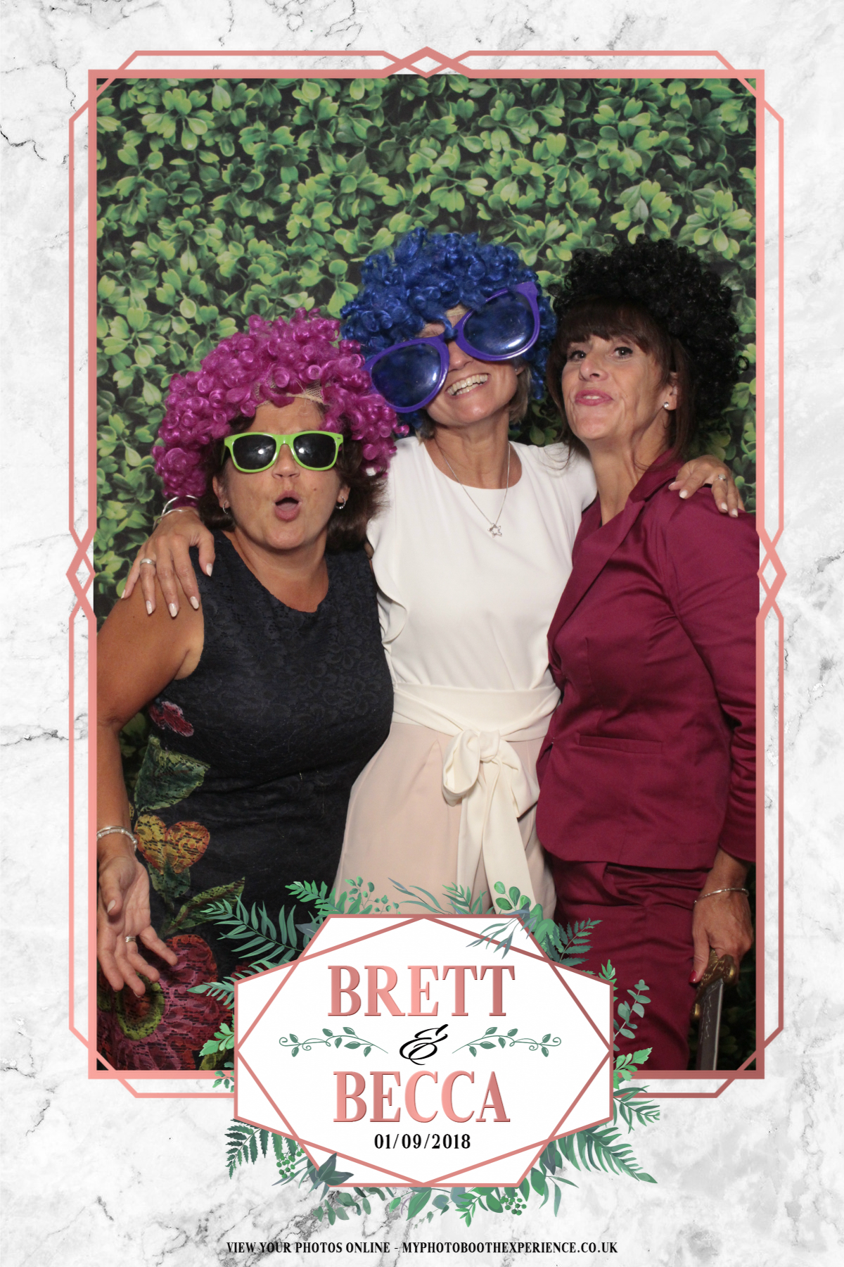 Brett & Becca's Wedding | View more photos from the event at gallery.myphotoboothexperience.co.uk/u/MyPhotoBoothExperienceLtd/Brett-Beccas-Wedding